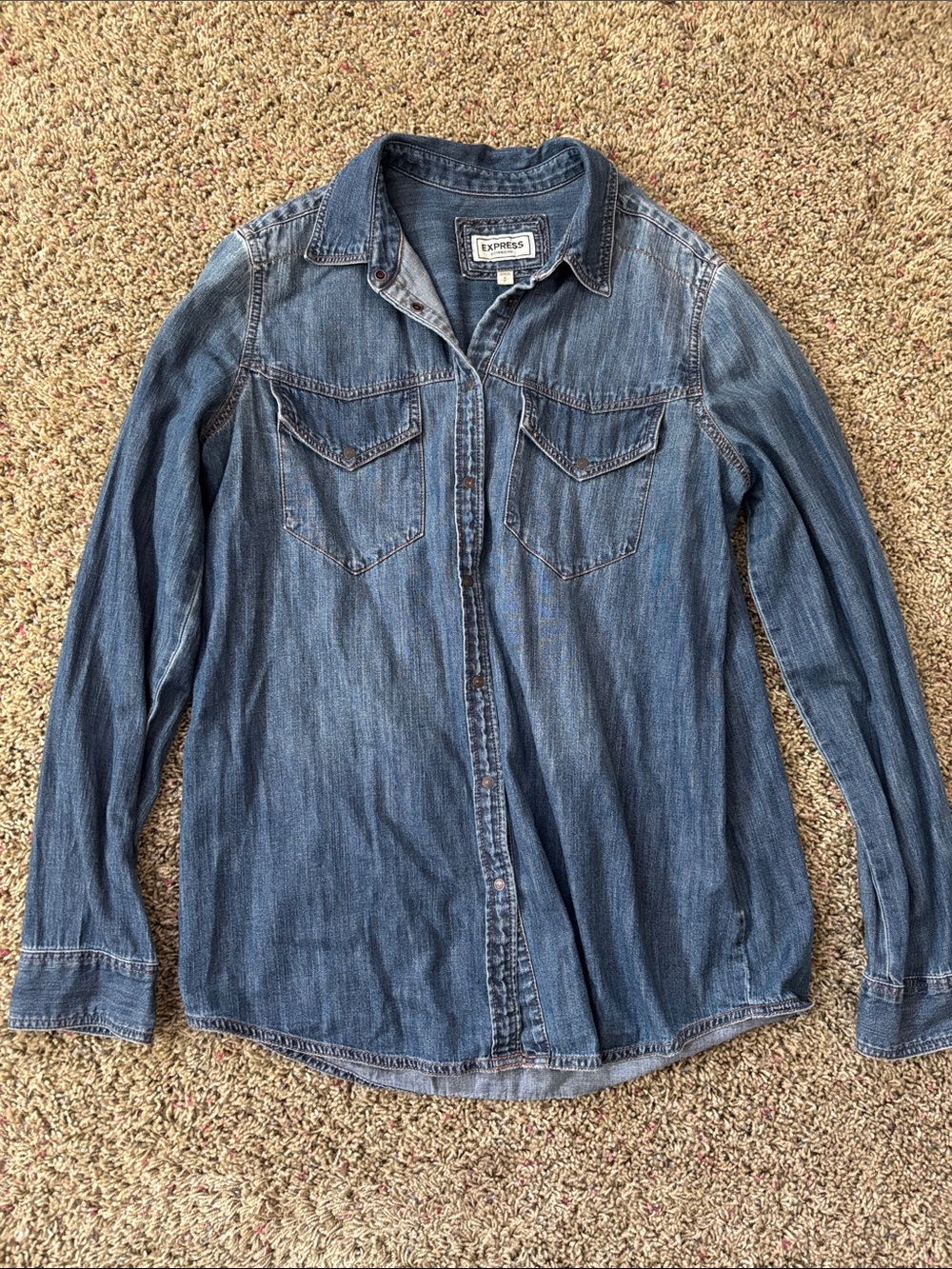 Express Boyfriend Fit Blue Jean Chambray Western Button Down Shirt Size Small